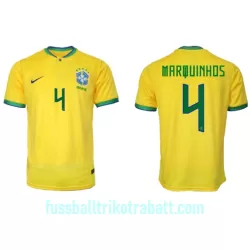 Günstige Brasilien Marquinhos 4 Herrentrikot Heim WM 2022 Kurzarm Günstige Brasilien Marquinhos 4 Herrentrikot Heim WM 2022 Kurzarm