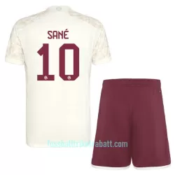 Günstige FC Bayern München Sane 10 Champions League Kindertrikot Ausweich 2023/24 Kurzarm Günstige FC Bayern München Sane 10 Champions League Kindertrikot Ausweich 2023/24 Kurzarm