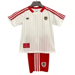 Günstige SL Benfica Terrace Icons Kindertrikot 2025/26 Kurzarm Günstige SL Benfica Terrace Icons Kindertrikot 2025/26 Kurzarm