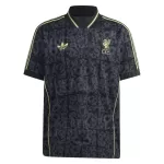 Günstige Liverpool Lifestyle Herrentrikot 2025/26 Kurzarm - Speziell