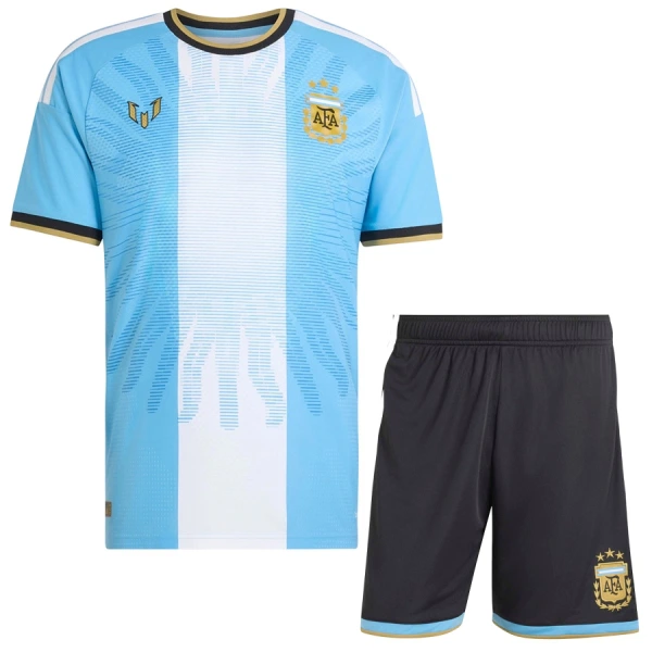 Günstige Argentinien Farewell Kindertrikot Jubiläum 2026/27 Kurzarm Günstige Argentinien Farewell Kindertrikot Jubiläum 2026/27 Kurzarm