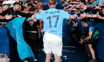 De Bruyne verabschiedet sich von Manchester City – der Abschied einer Legende De Bruyne verabschiedet sich von Manchester City – der Abschied einer Legende