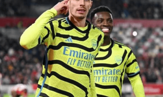 Arsenal führt erneut die Premier-League-Tabelle an