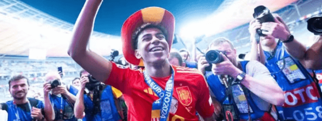 Der 17-jährige Yamal hat den Golden Boy Award 2024 gewonnen Der 17-jährige Yamal hat den Golden Boy Award 2024 gewonnen