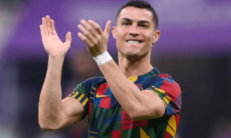 Der 38-jährige Cristiano Ronaldo steht nach wie vor fest auf der Führungsposition der Nationalmannschaft Der 38-jährige Cristiano Ronaldo steht nach wie vor fest auf der Führungsposition der Nationalmannschaft