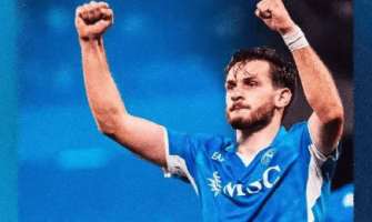 Verhandlungen über Vertragsverlängerung zwischen Napoli und Kvaratskhelia Verhandlungen über Vertragsverlängerung zwischen Napoli und Kvaratskhelia